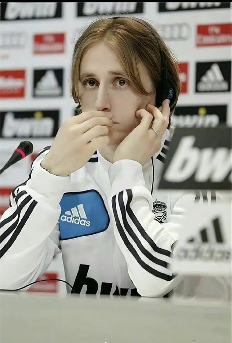 陈婉婷：24年没报名参加女足主帅竞选；被停赛因对集训有看法